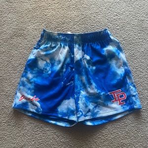 Inaka Men’s Shorts - Size Large